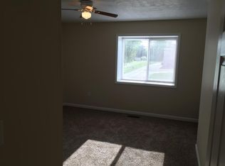 305 Lee St APT 2, Belpre, OH