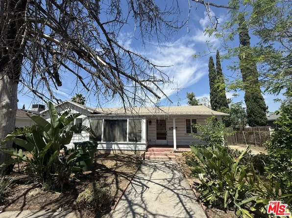11229 Saticoy St, Sun Valley, CA 91352