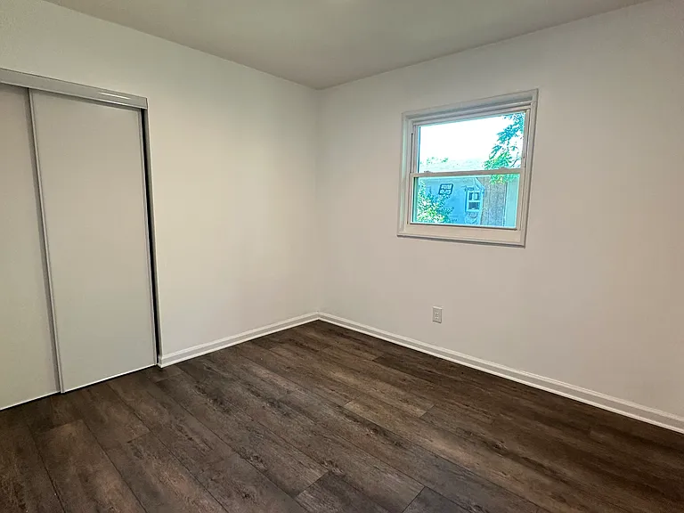 107 Wilkenson Dr NE — Photo 10