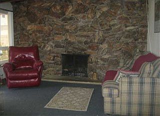 4th image of 3870 Paula St
