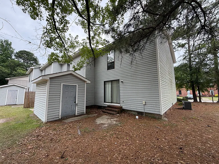1401 Tangora Ln — Photo 3