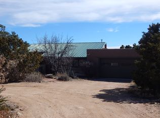 102 Apache Ridge Rd, Santa Fe, NM 87505