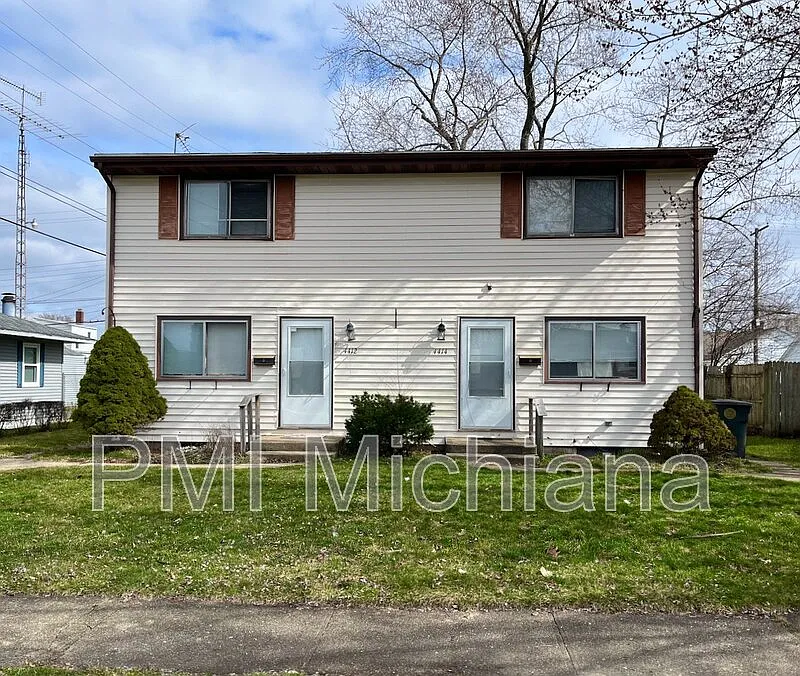 2 bed, 1.0 bath, $850 — Photo 2