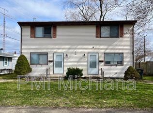 4414 Huron Cir, South Bend, IN