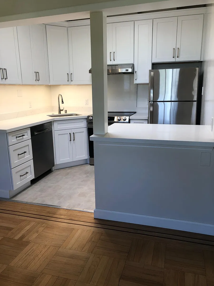 Be the first to use this beautiful remodel kitchen
Full size high end dishwasher!! - San Rafael Ave
