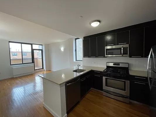 3rd image of 1465 5th Ave APT 7A