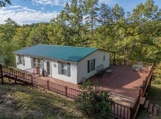 139 Robin Ln, Wellington, KY 40387