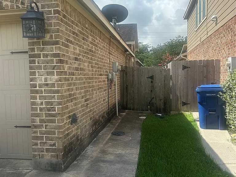 21823 Juniper Wood Ln — Photo 25