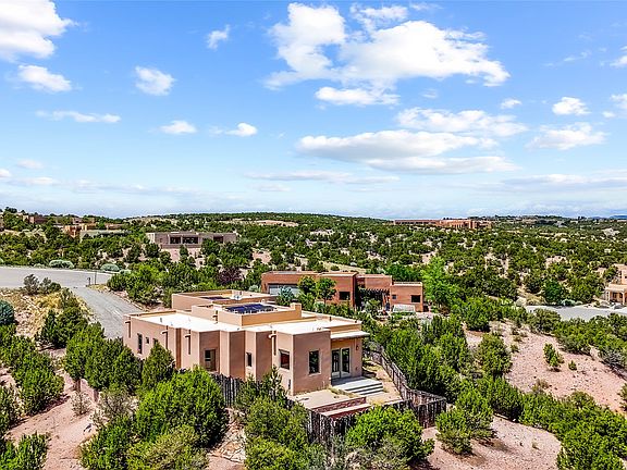 4th image of 2077 Pinon Bluffs Dr