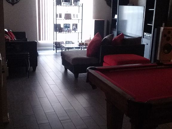 3rd image of 4458 Moorview Ave