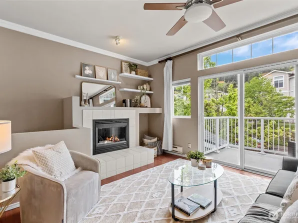 22022 42nd Avenue S #202, Kent, WA 98032