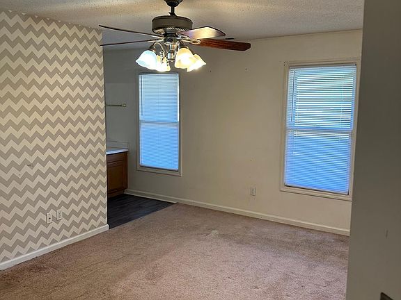 4th image of 6405 Algerian Dr