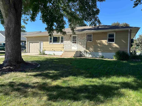 206 W Sycamore Ave, Norfolk, NE 68701