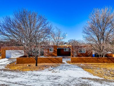74 Mutt Nelson Rd, Santa Fe, NM, 87507