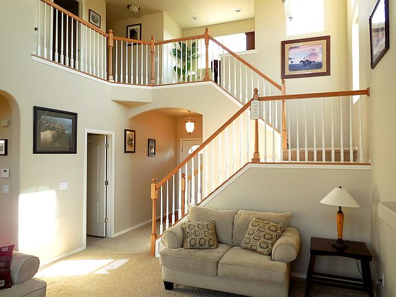 Entry/Stairway/Balcony