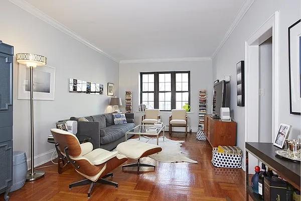 Sold by Stribling | media 15