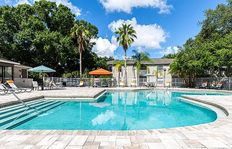 The Summit at Sabal Park Apartments — Photo 21