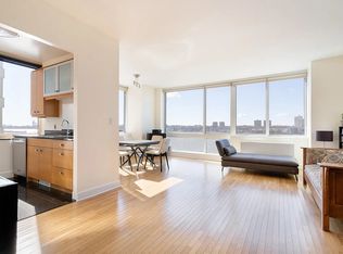 120 Riverside Blvd APT 14S, New York, NY 10069