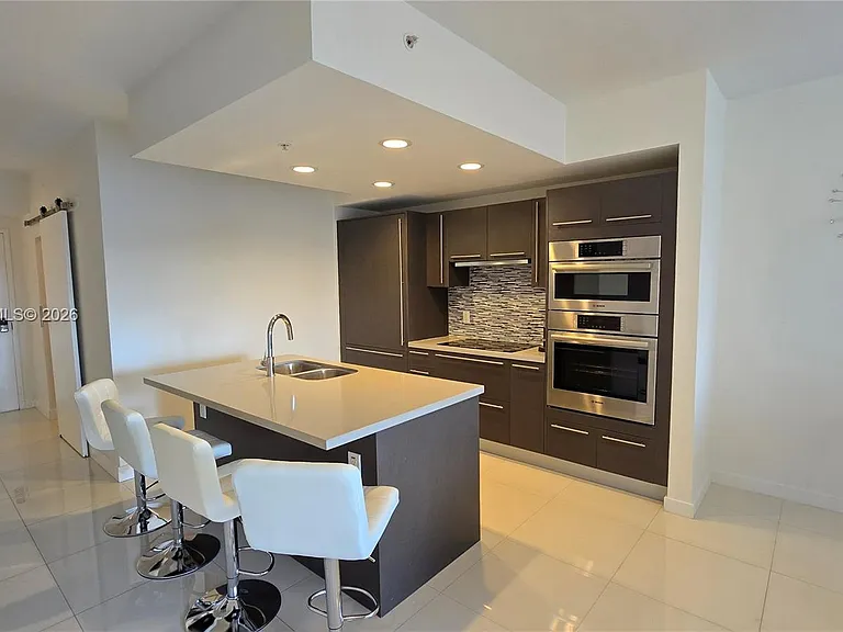 7825 NW 107th Ave #318 — Photo 4