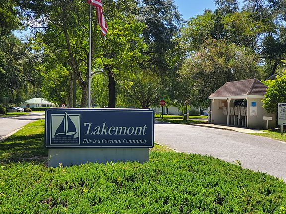 Covenant Community Entrance w/Postal Mailbox Center at Right