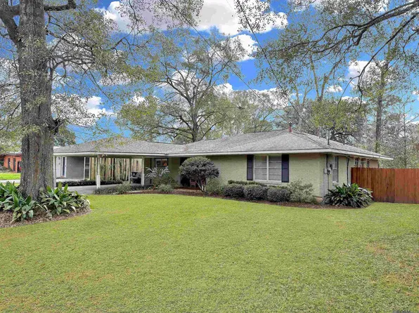 8236 Thurman Dr, Baton Rouge, LA 70806