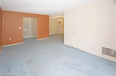 4th image of 1931 King James Pkwy APT 315