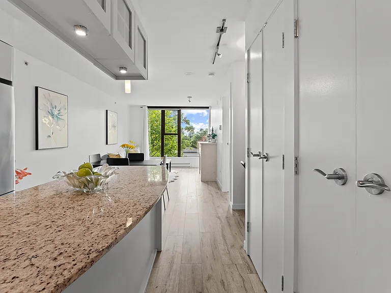 683 W Victoria Park #306 — Photo 13