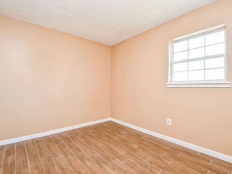 4926 Ridgestone St — Photo 27