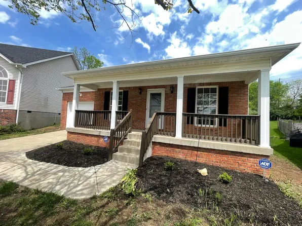 121 Spencer Ct, Shelbyville, KY 40065