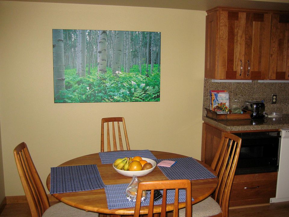 Dining Area near entry and kitchen