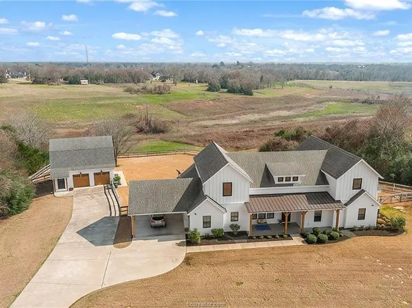 7323 River Ridge Dr, College Station, TX 77845