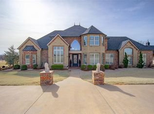 2265 Clubhouse Dr, Blanchard, OK 73010