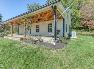 327 Happy Valley Rd, Johnson City, TN 37601