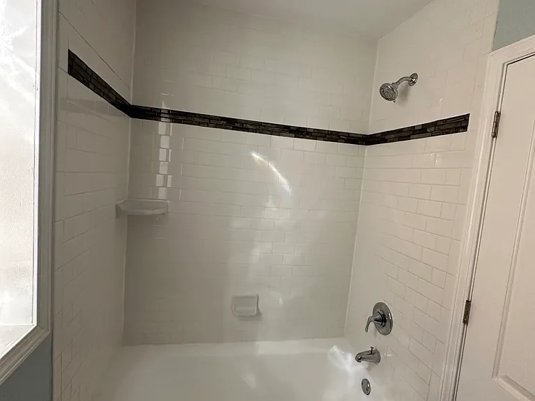 4202 N Saint Louis Ave #1 — Photo 7