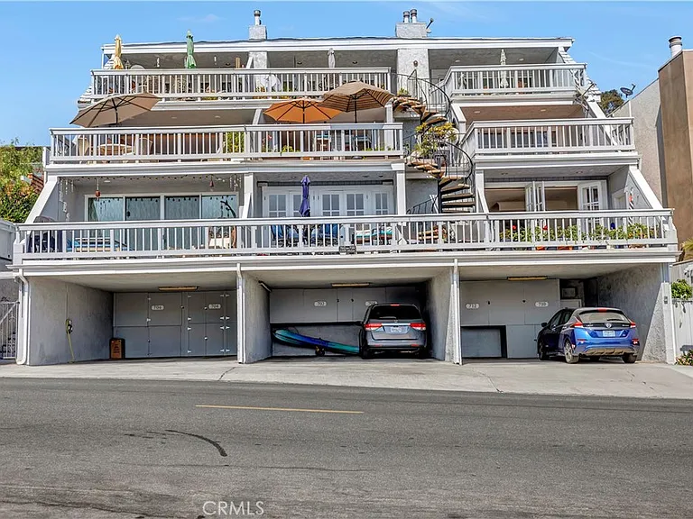 714 Cliff Dr — Photo 35