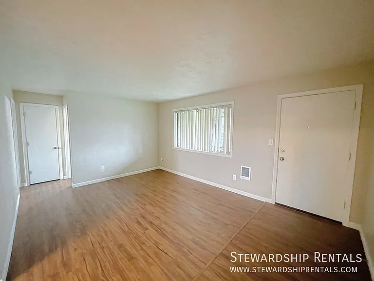 32786 E Pearl St #5 — Photo 2