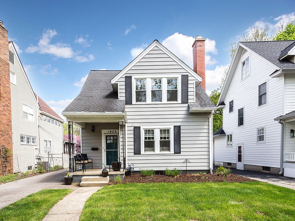 1st image of 1425 E Park Pl