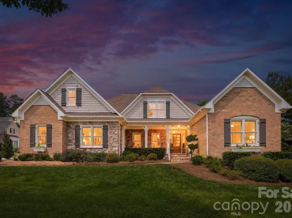 18527 Carnegie Overlook Blvd, Davidson, NC 28036