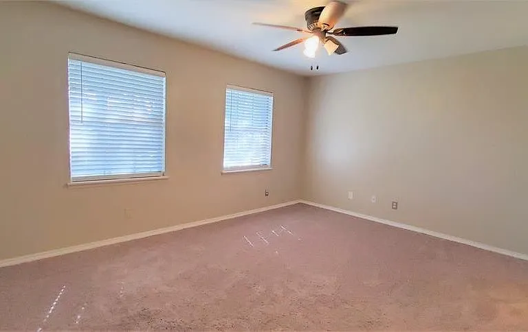 3107 Falkland Rd — Photo 14