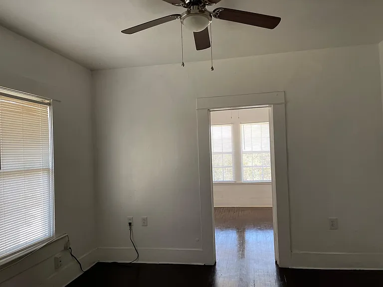 310 Roosevelt Ave #3 — Photo 2