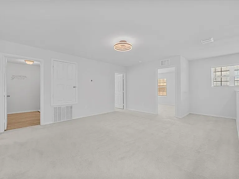 445 Grenada Lake Dr — Photo 21