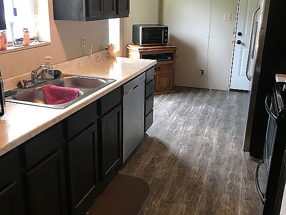 4th image of 3153 Sherwood Dr