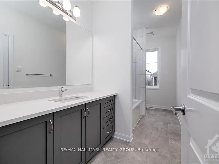 177 Lynn Coulter St — Photo 24