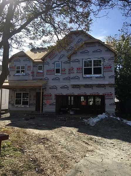 1st image of 211 E Gilpin Ave