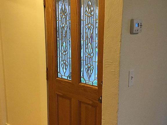 2nd image of 1200 10th Ave SE APT 1