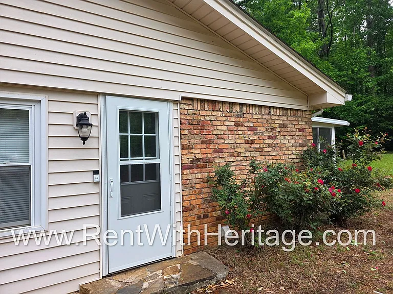 6190 Knights Ln — Photo 6