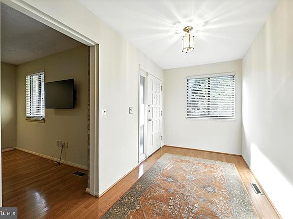 3rd image of 310 Kimrick Pl