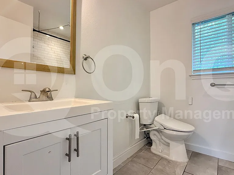 5504 Northdale Dr — Photo 13