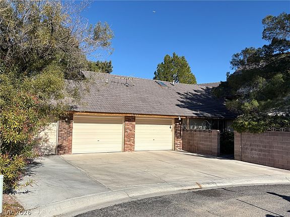 2nd image of 3120 S Pioneer Way