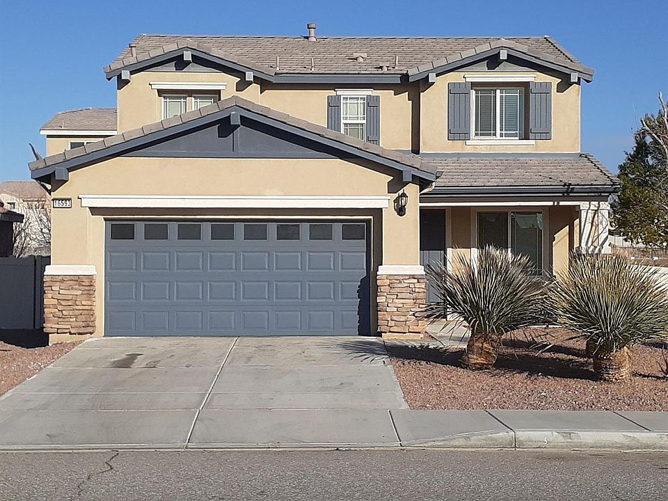1st image of 16593 Desert Lily St